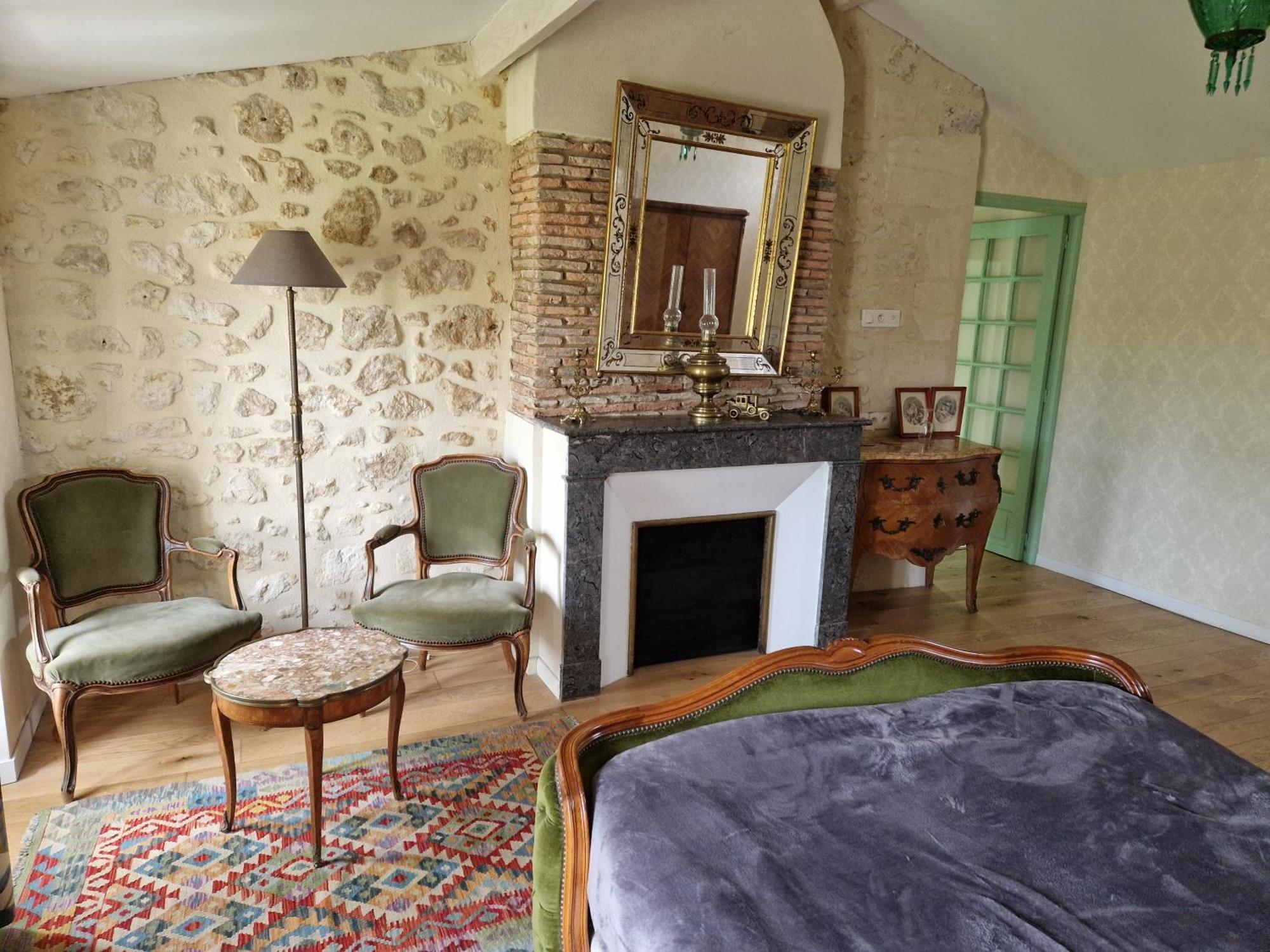 Chateau Gunes Cissac-Médoc Exteriör bild